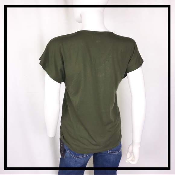 Carolyn Taylor Brand, Statement Neckline Shirt - Picture 4 of 7